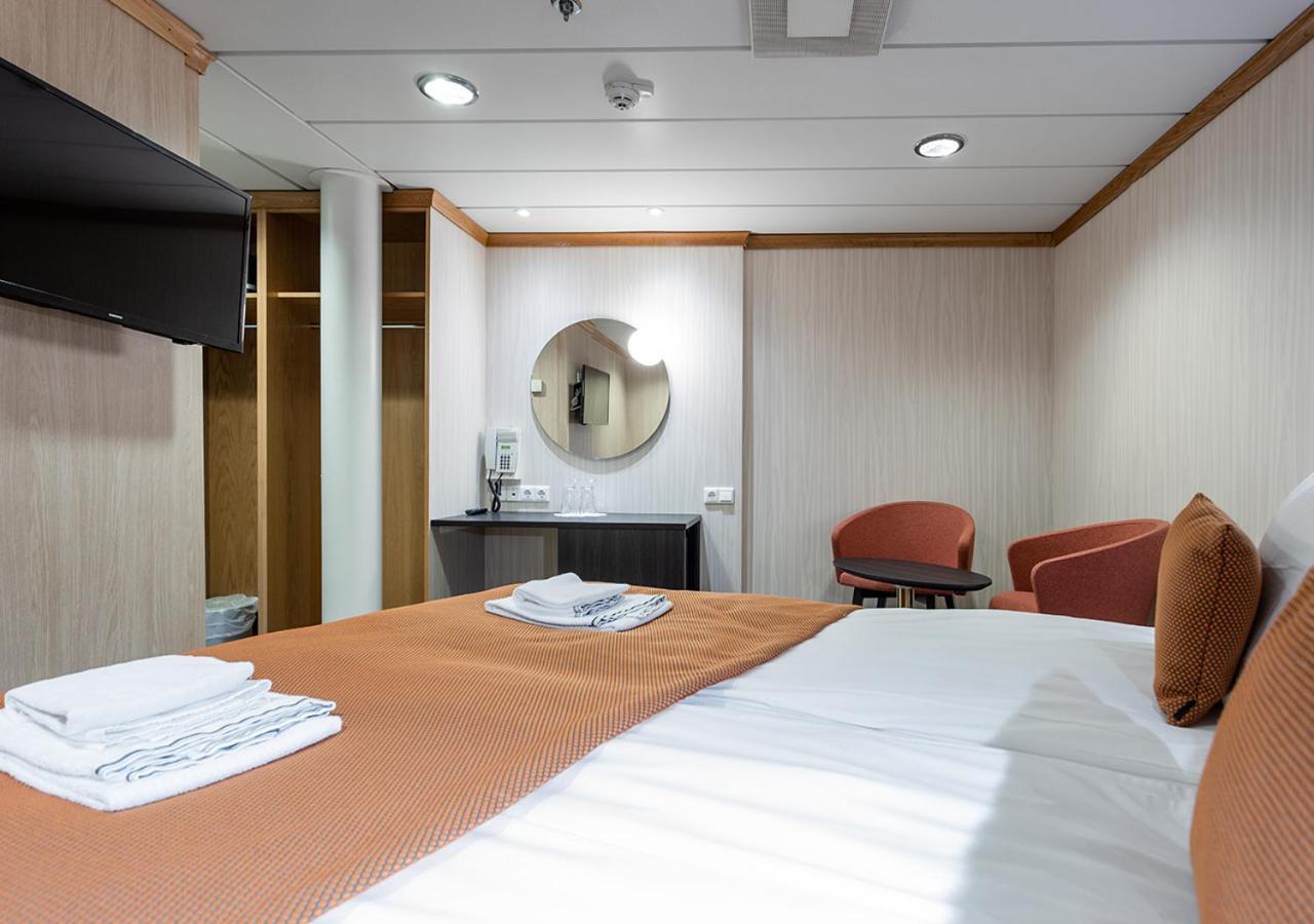Viking Line Ferry Gabriella - One-way Journey From To Helsinki 斯德哥尔摩