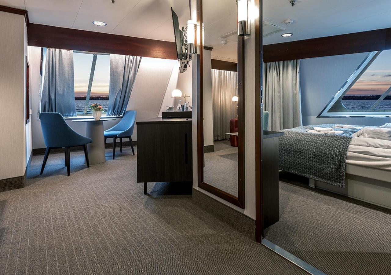 Viking Line Ferry Gabriella - One-way Journey From To Helsinki 斯德哥尔摩